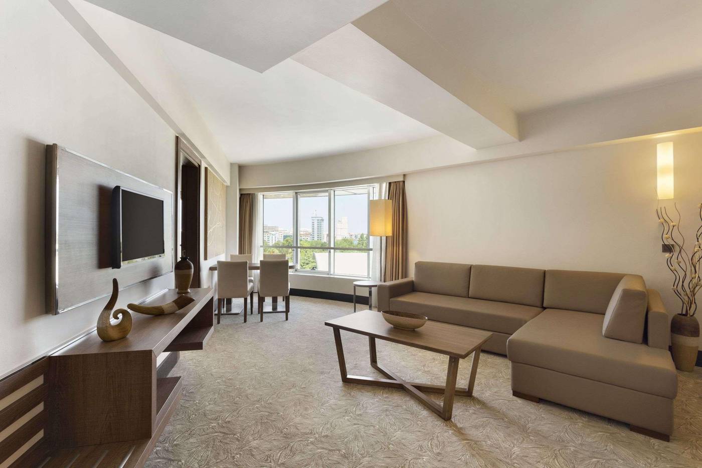 Ramada-Plaza-Izmir-Room-31