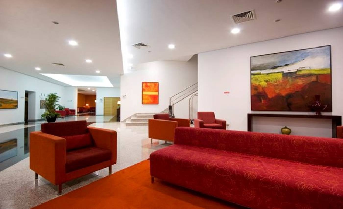 BejaParque-Hotel-Lobby-6