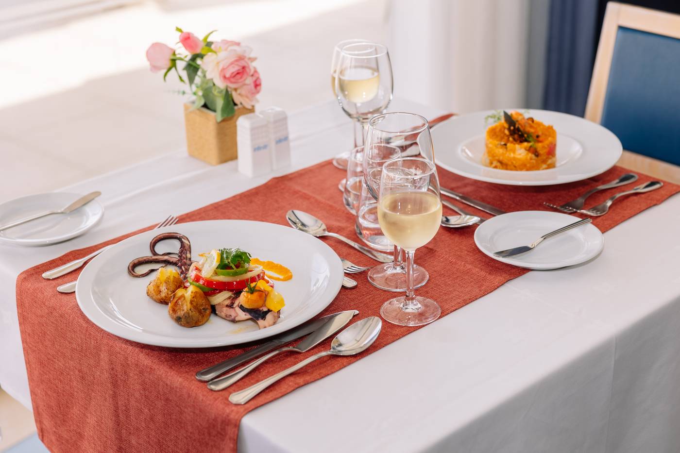 Grand-Muthu-Oura-View-Beach-Club-Bar-41