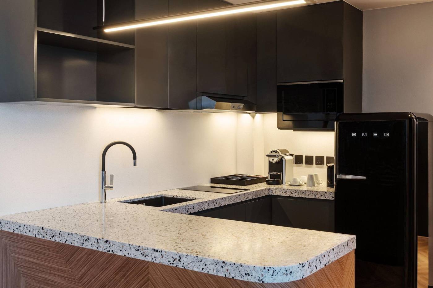 Sheraton-Dubai-Mall-of-the-Emirates-Hotel-Room-47