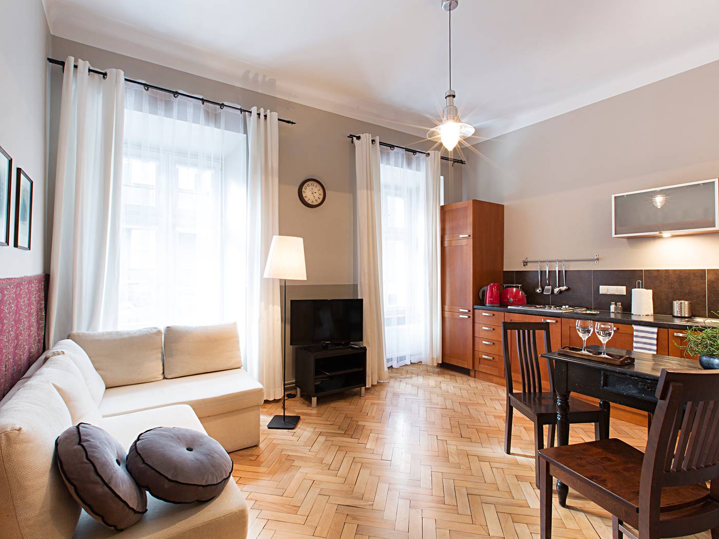 Antique-Apartments-Old-Town-Room-19