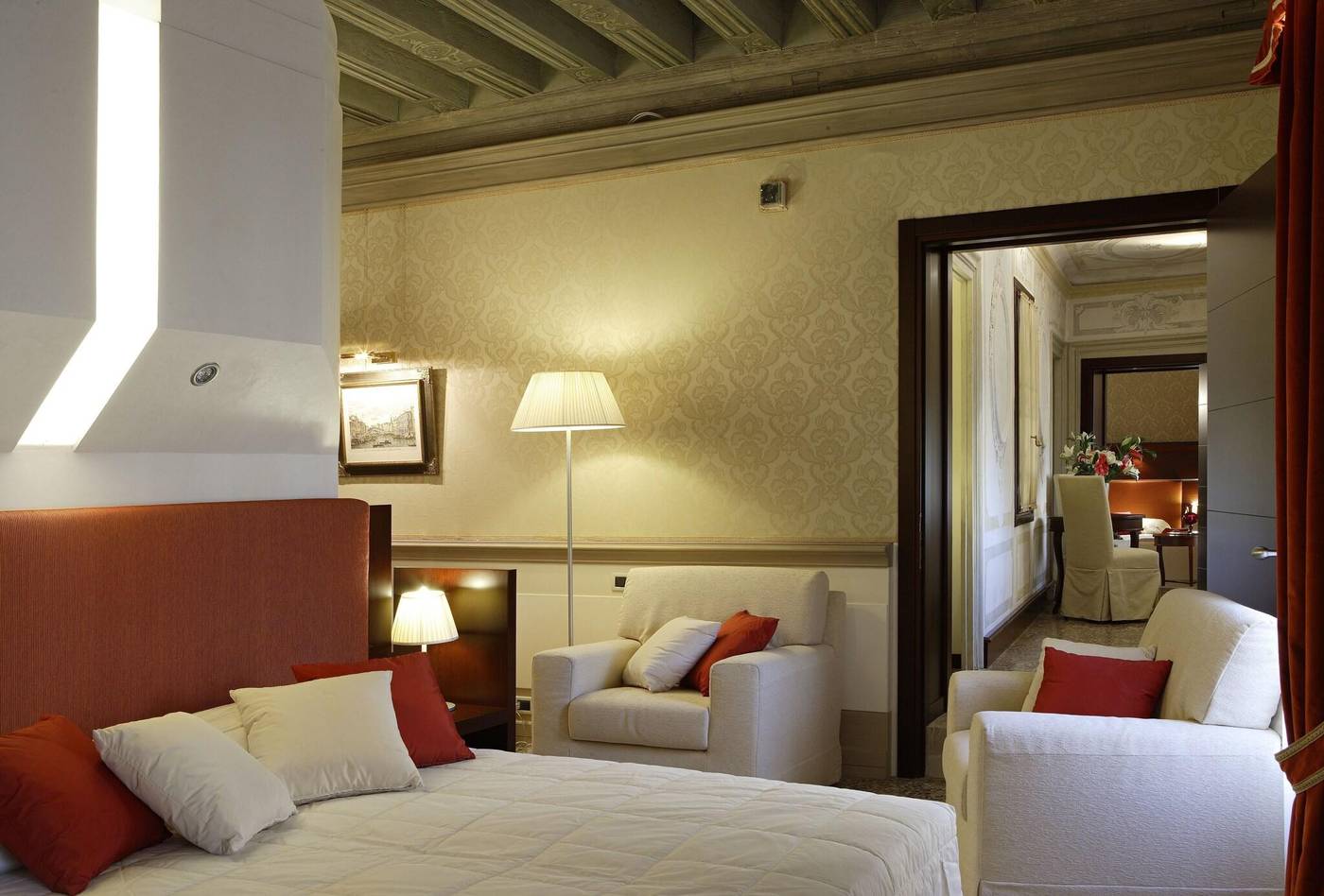 Ruzzini-Palace-Room-41