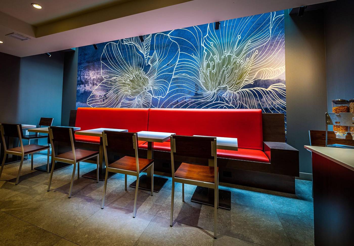 La-Quinta-Inn-and-Suites-Times-Square-South-Restaurant-10