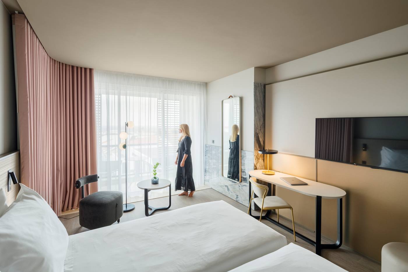 Azoris-Royal-Garden-Leisure---Conference-Hotel-Room-28