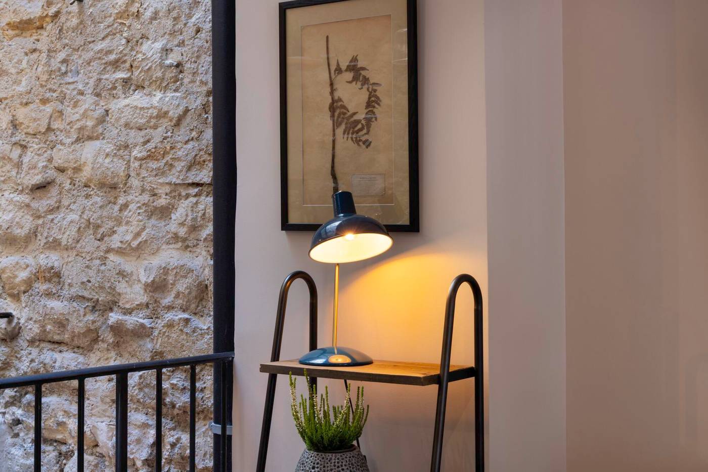 Maxim-Quartier-Latin-Lobby-16