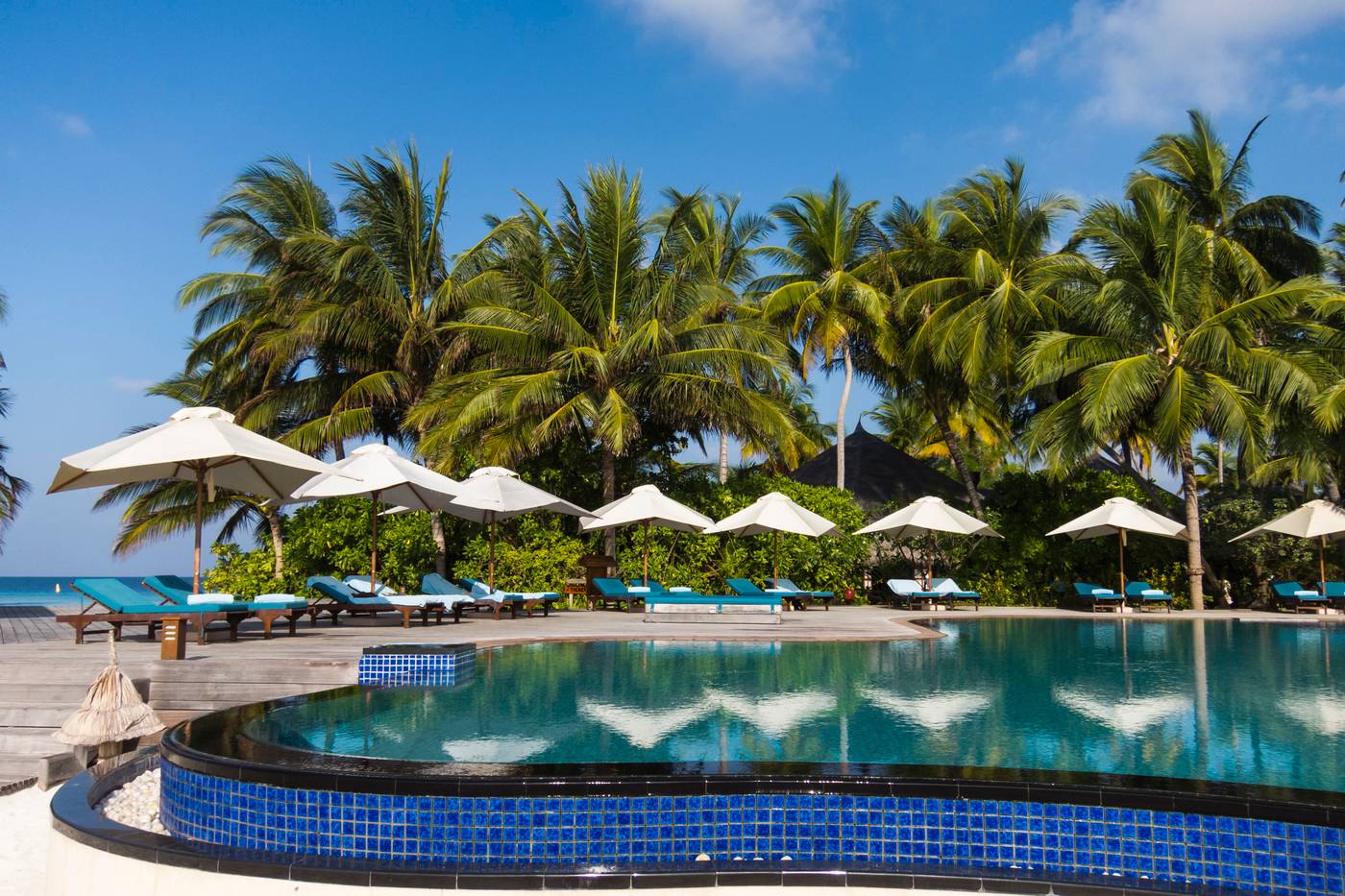 Veligandu Island Resort