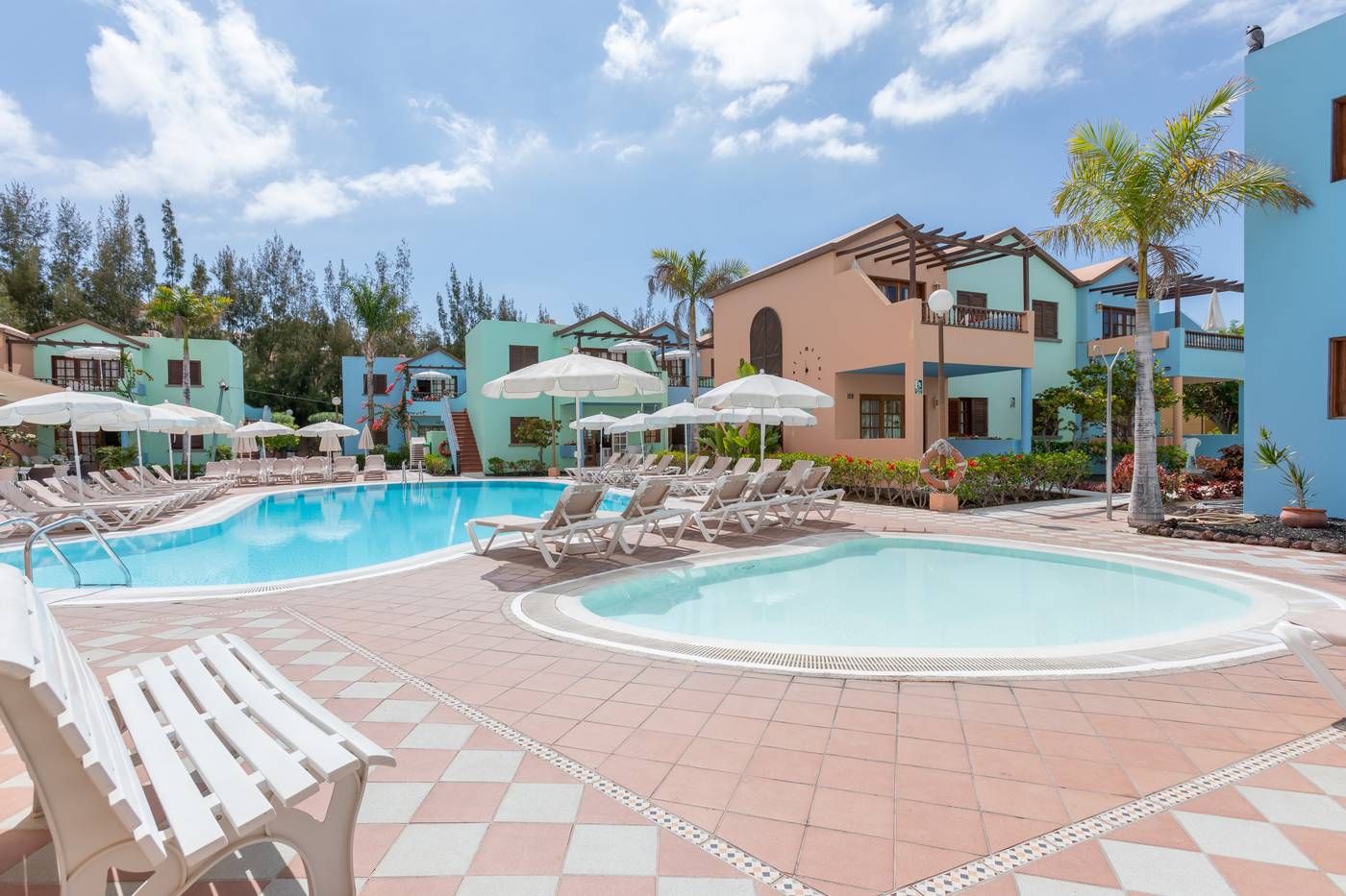 Club-Vista-Serena-Pool-5