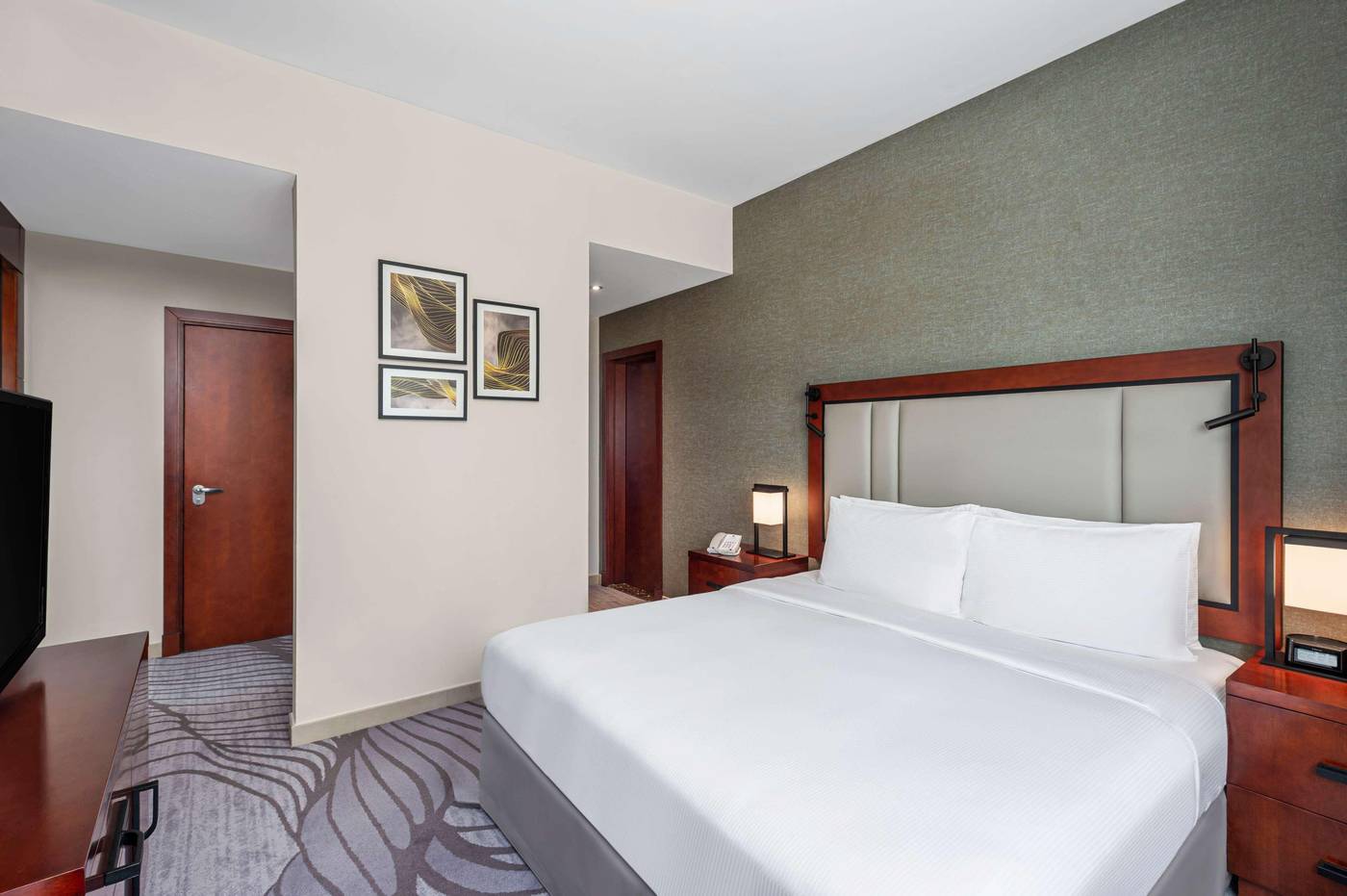 Doubletree-by-Hilton-Ras-Al-Khaimah-Room-18