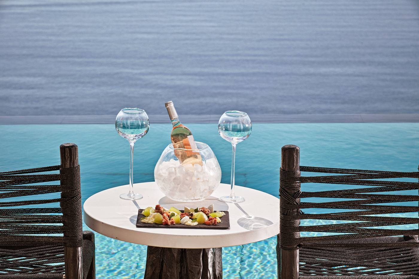 Myconian-Utopia-Room-68