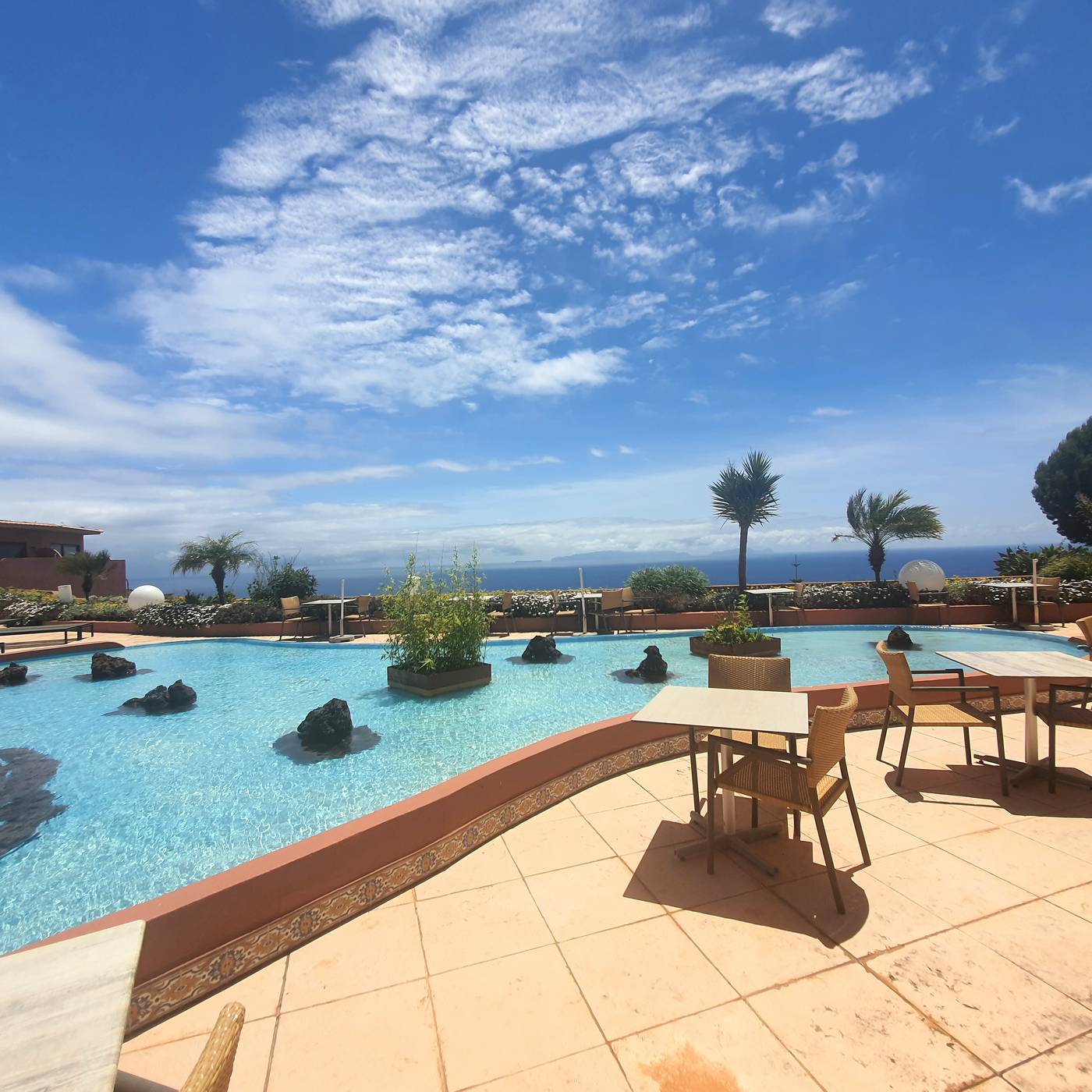 Quinta-Splendida-Wellness---Botanical-Garden-Bar-4