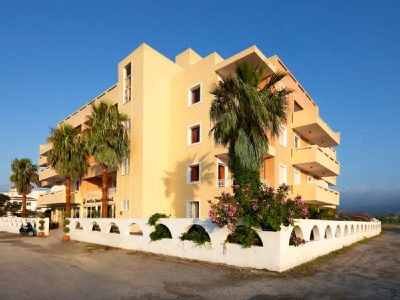 Estia-Beach-General-view-2