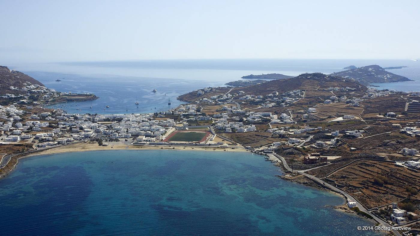 Dionysos-Luxury-Hotel-Mykonos-Beach-36