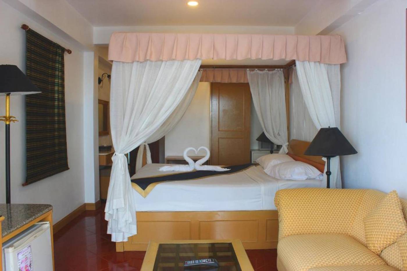Orchid-Hotel-Kalim-Bay-Phuket-Room-12