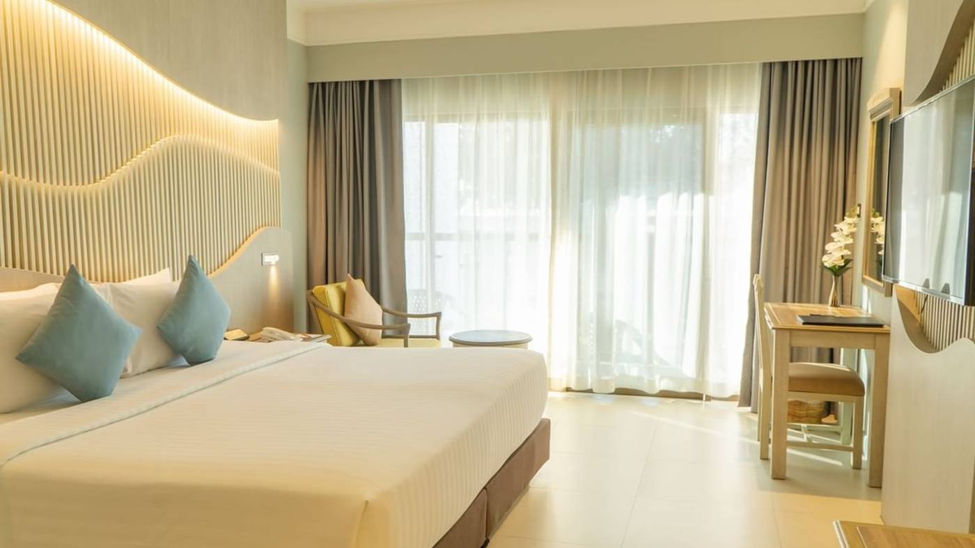 Amora-Resort-Phuket-Room-18