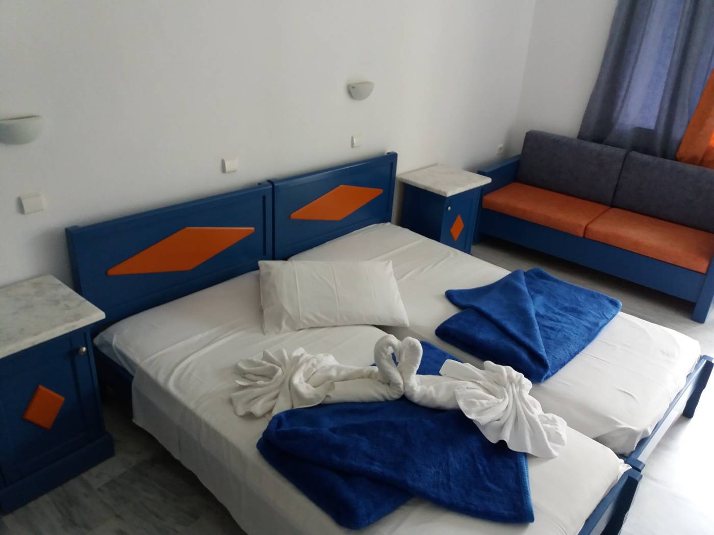 Leonidas-Room-20
