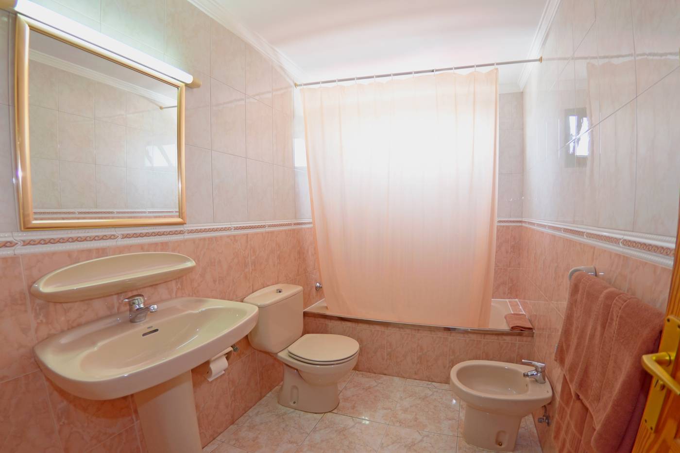 Tisalaya-Apartments-Room-39