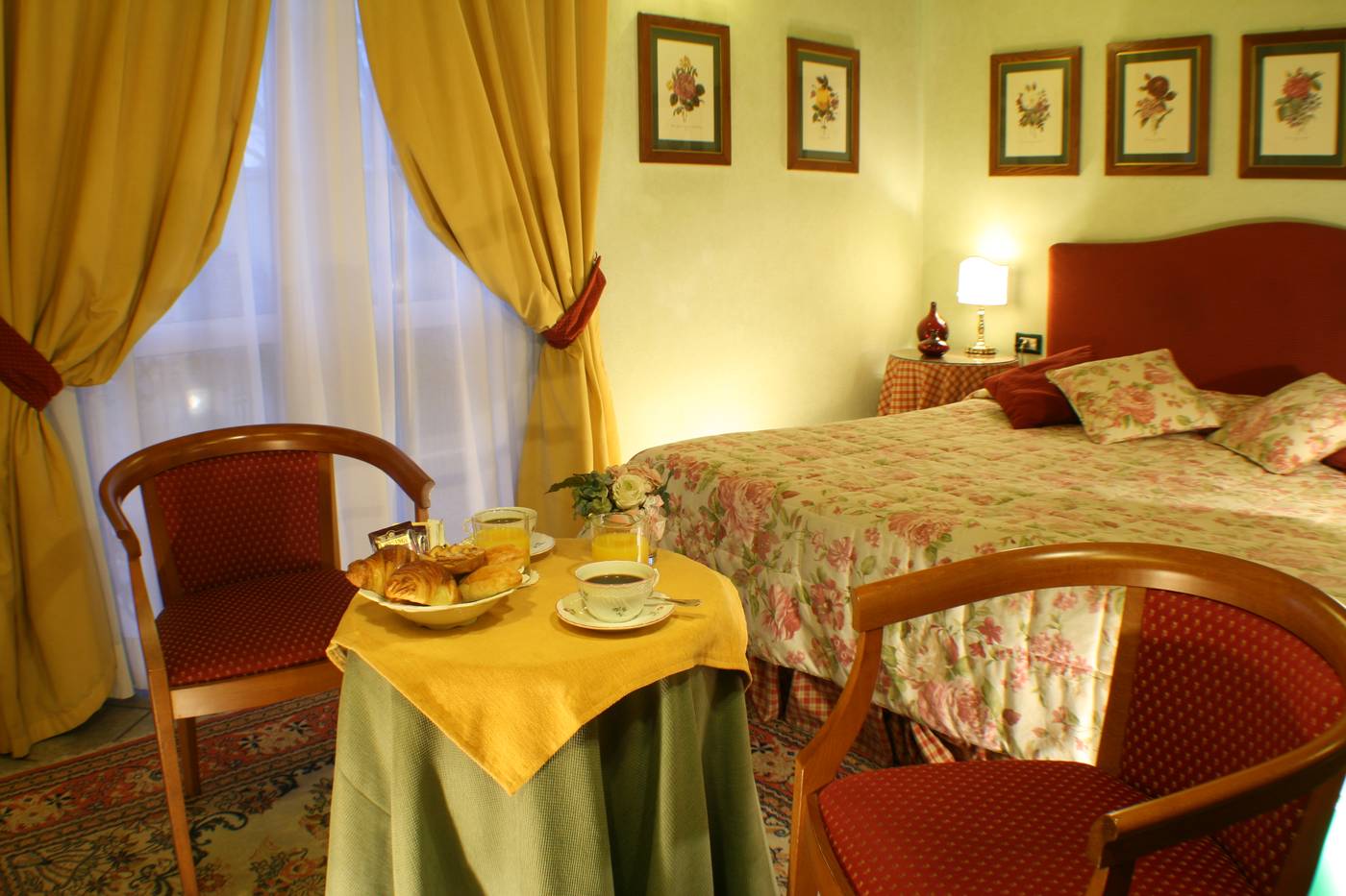 Rosary-Garden-Hotel-Room-21