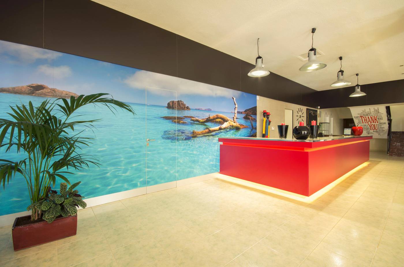 Azuline-Hotel-Pacific-Lobby-41