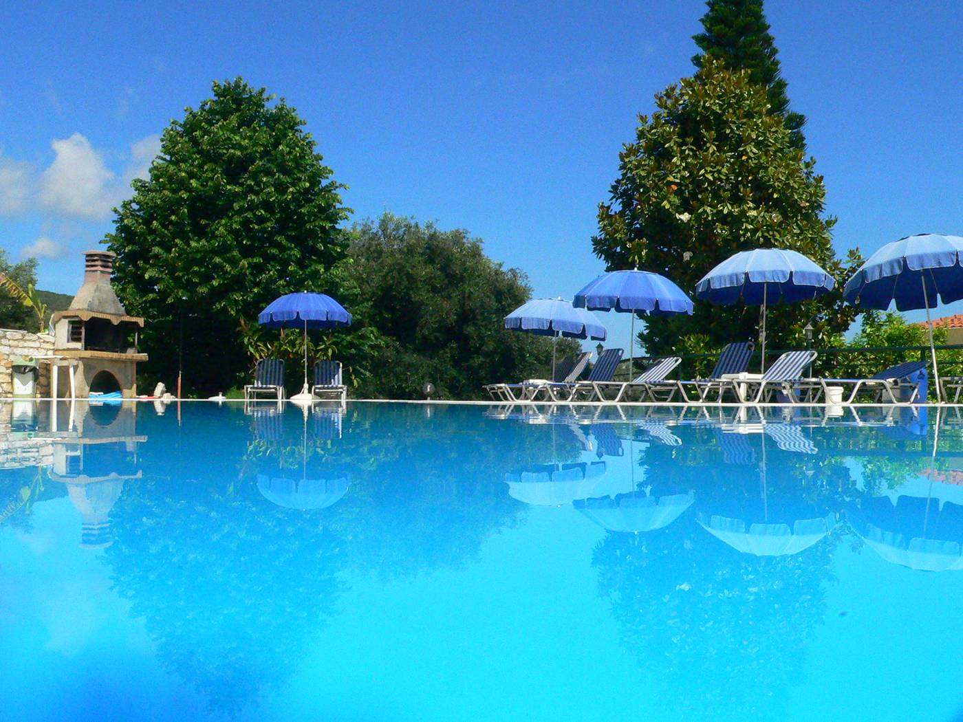 Apraos-Bay-Hotel-Pool-8