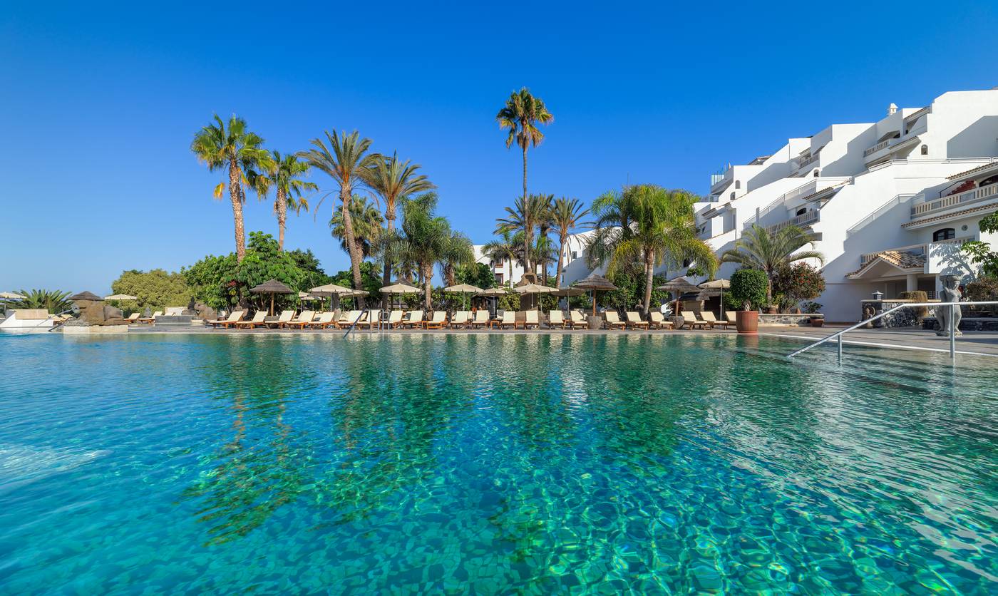 Regency-Country-Club-Pool-6