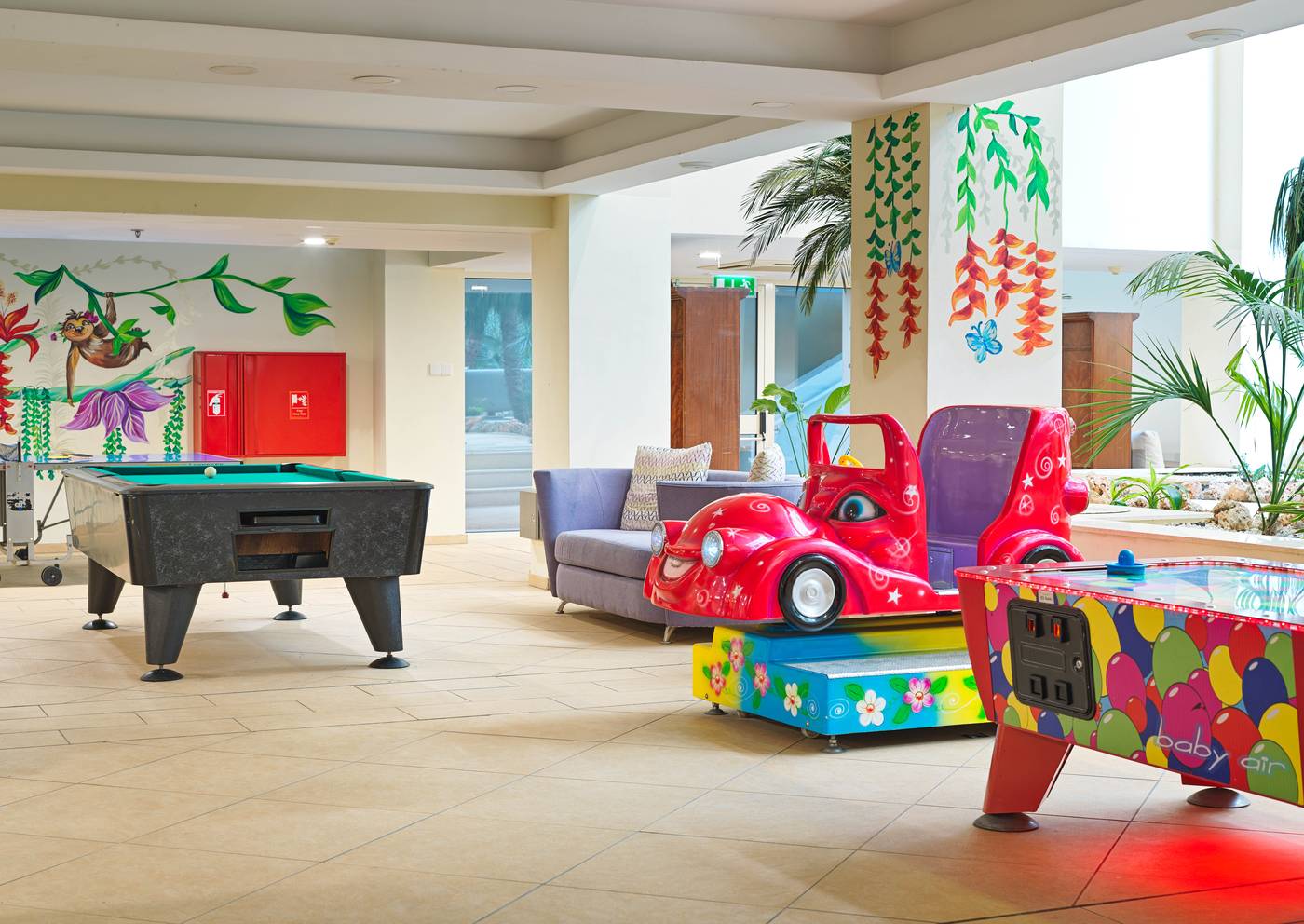 St--Raphael-Resort-Sports-and-Entertainment-74