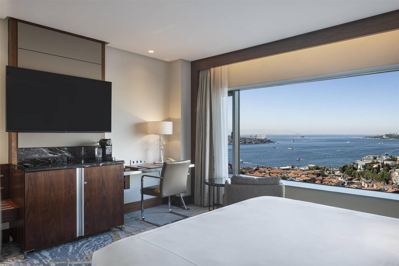 Conrad-Istanbul-Bosphorus-Room-25