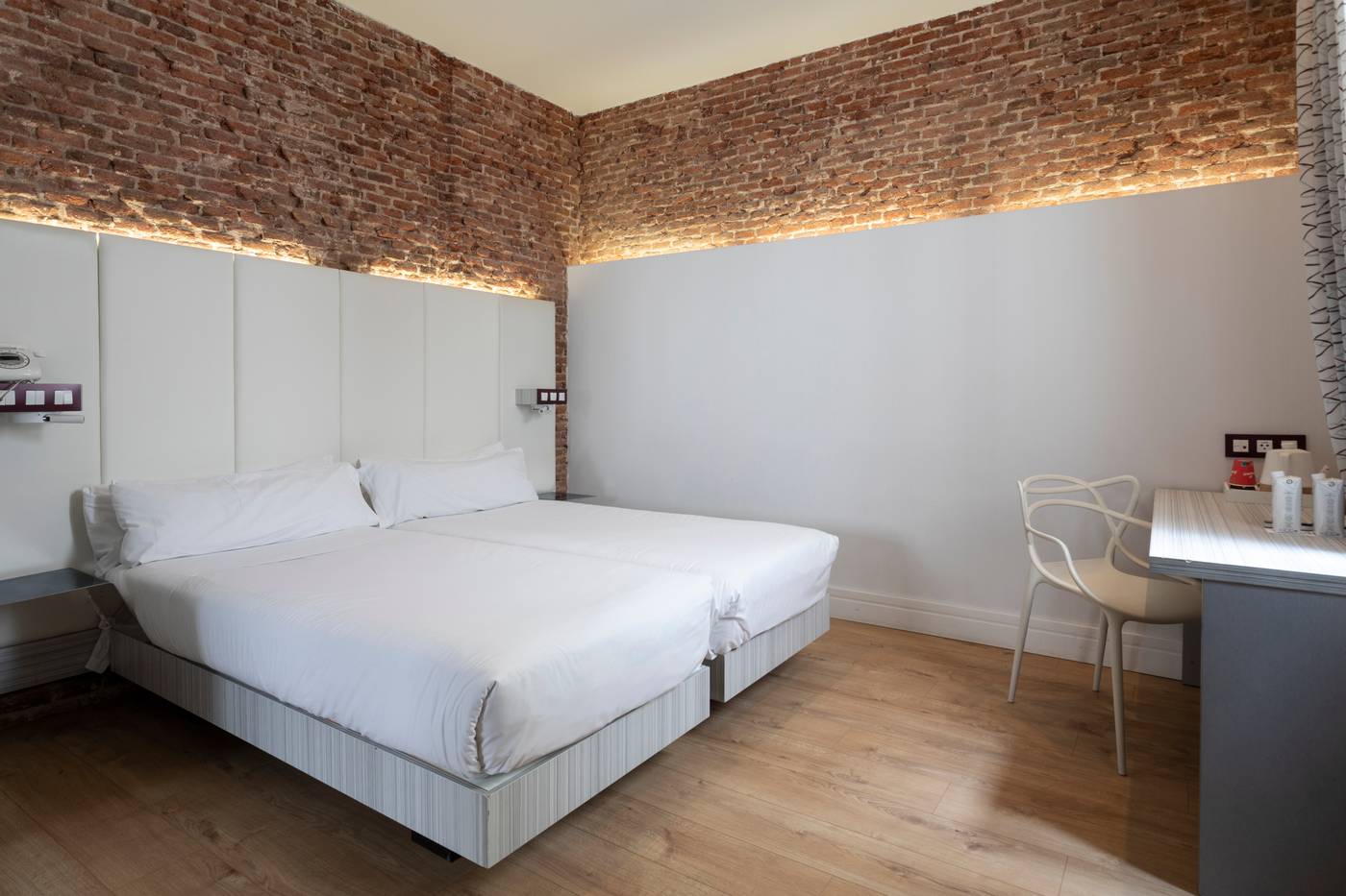 Petit-Palace-Lealtad-Plaza-Room-34