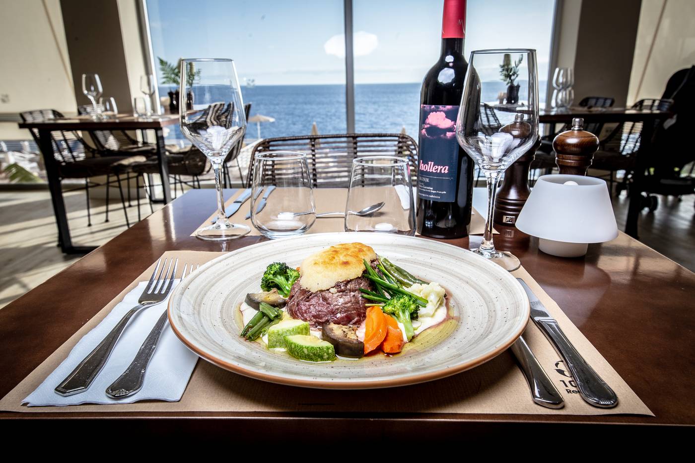 Atlantic-Holiday-Restaurant-43