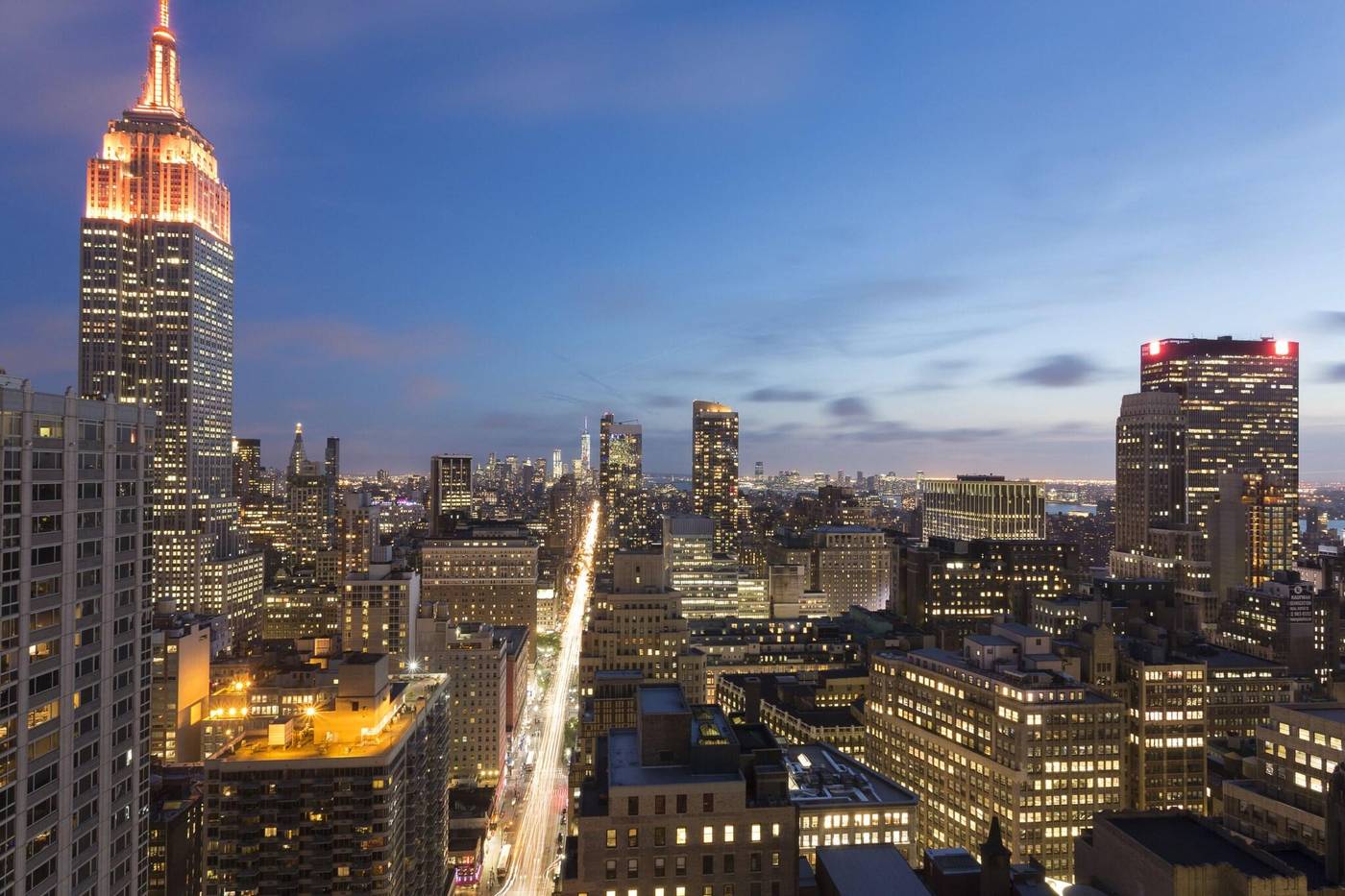 Courtyard-By-Marriott-New-York-Manhattan-Times-Squ-Room-44
