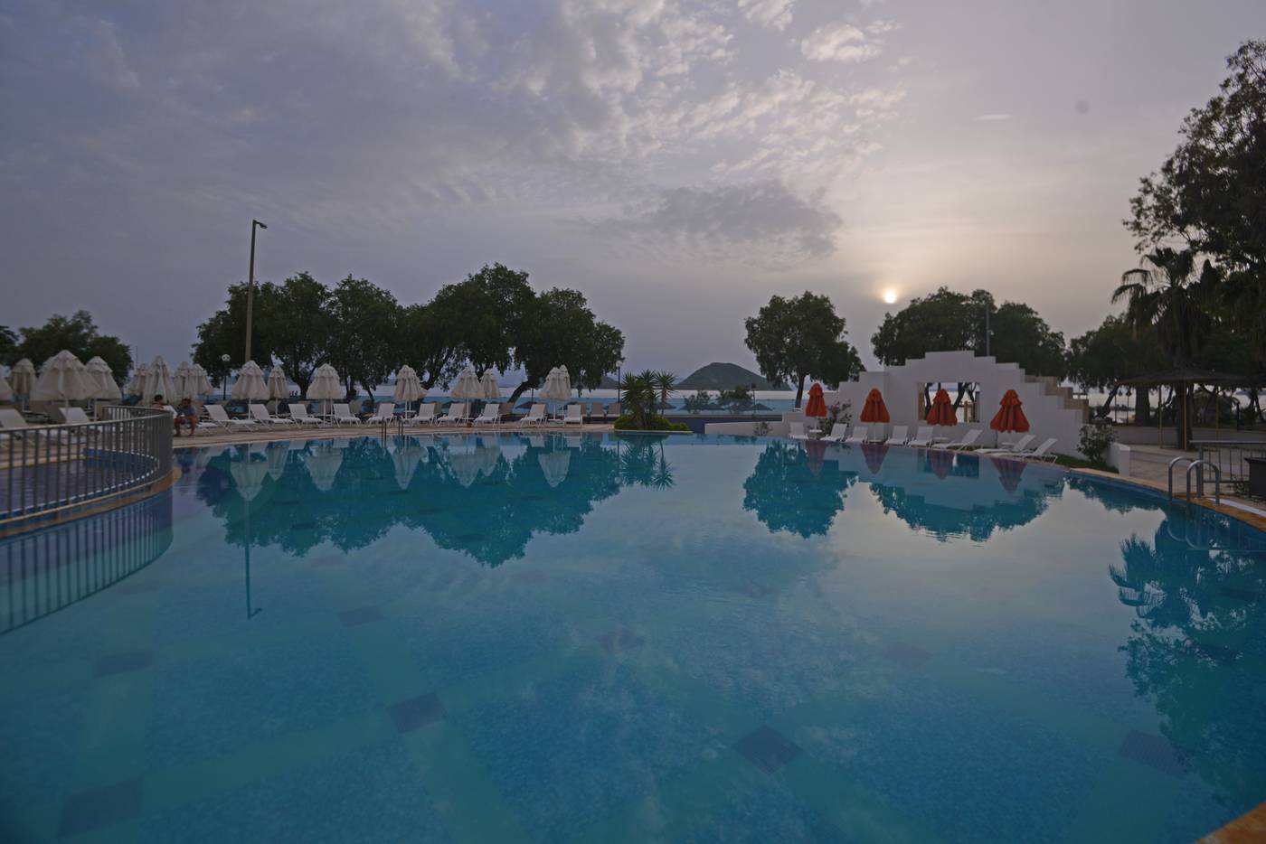 Yelken-Mandalinci-Spa---Wellness-Pool-22