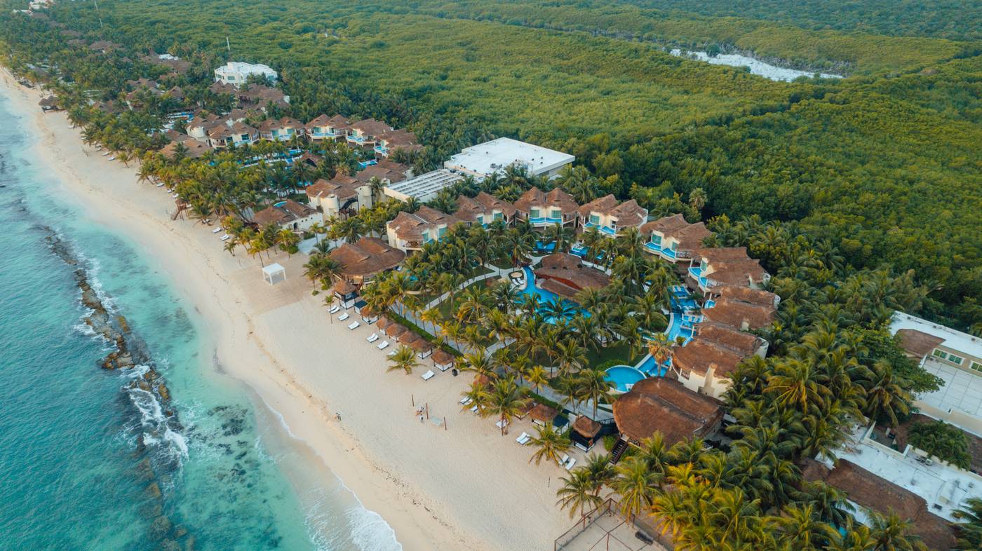 El Dorado Casitas Royale 01.12