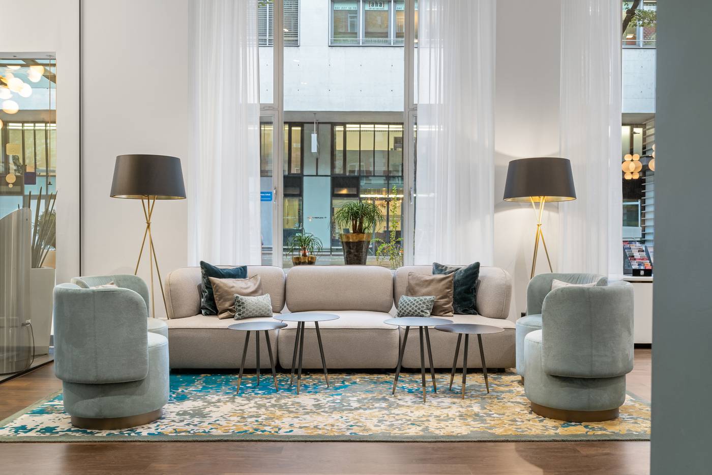 Waldstaetterhof Swiss Quality Hotel-Switzerland-Lucerne-Lobby-6