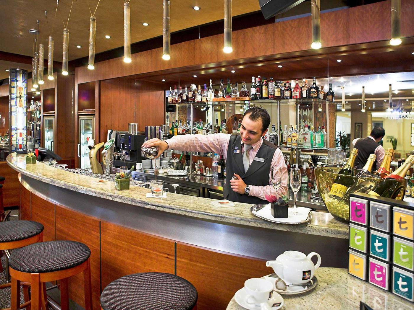 Novotel-Budapest-Centrum-Bar-77