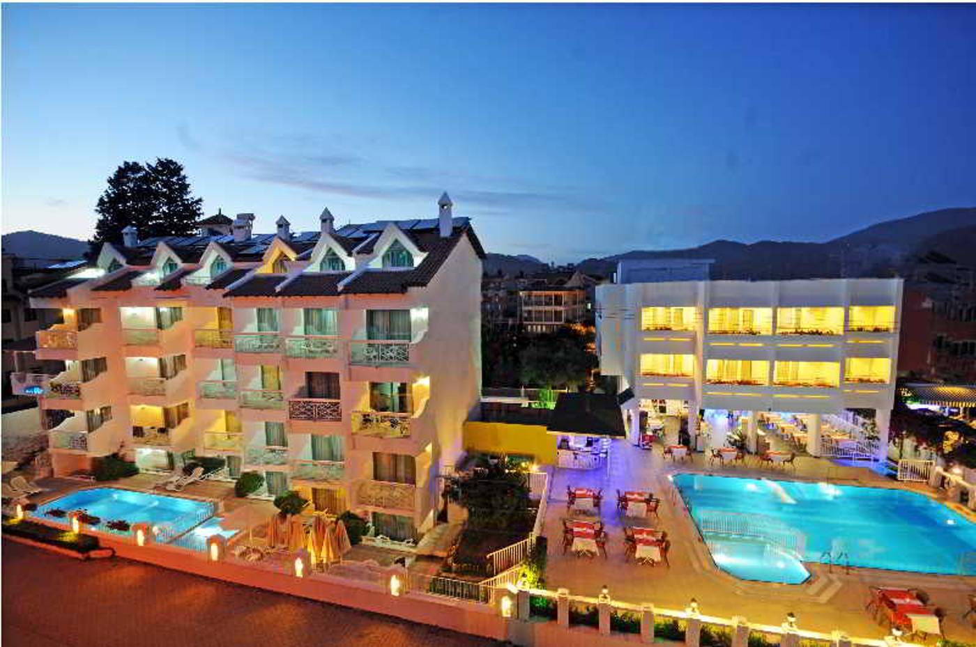 Blue-Palace-Hotel-General-view-6