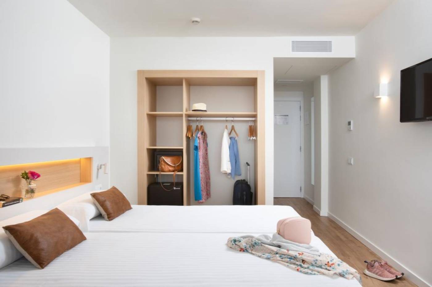 Prestige-Sant-Marc-Room-25