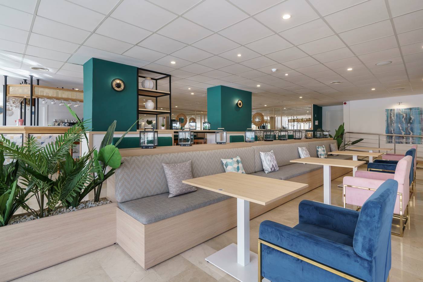 AluaSoul-Costa-Malaga-adults-reccommended-Bar-50