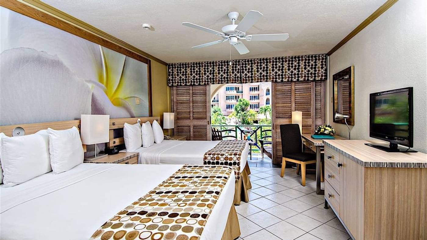 Accra-Beach-Hotel-and-Spa-Room-24