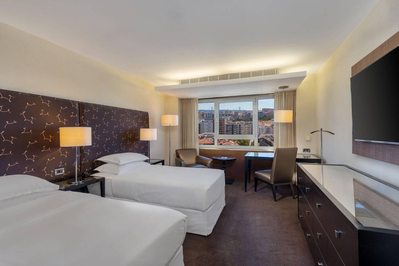 Sheraton-Lisboa-Hotel---Spa-Room-26