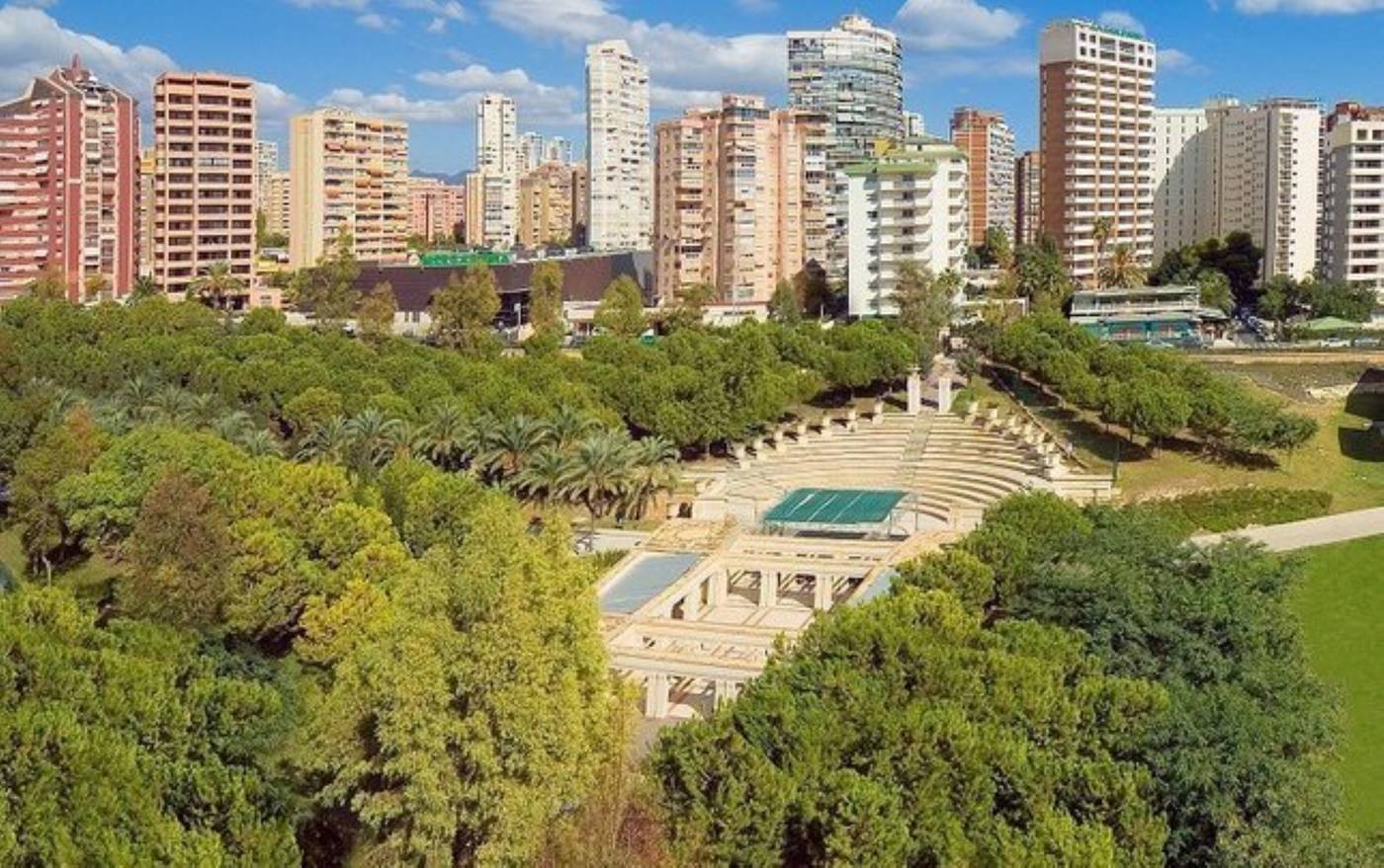 Magic-Cristal-Park-Room-51