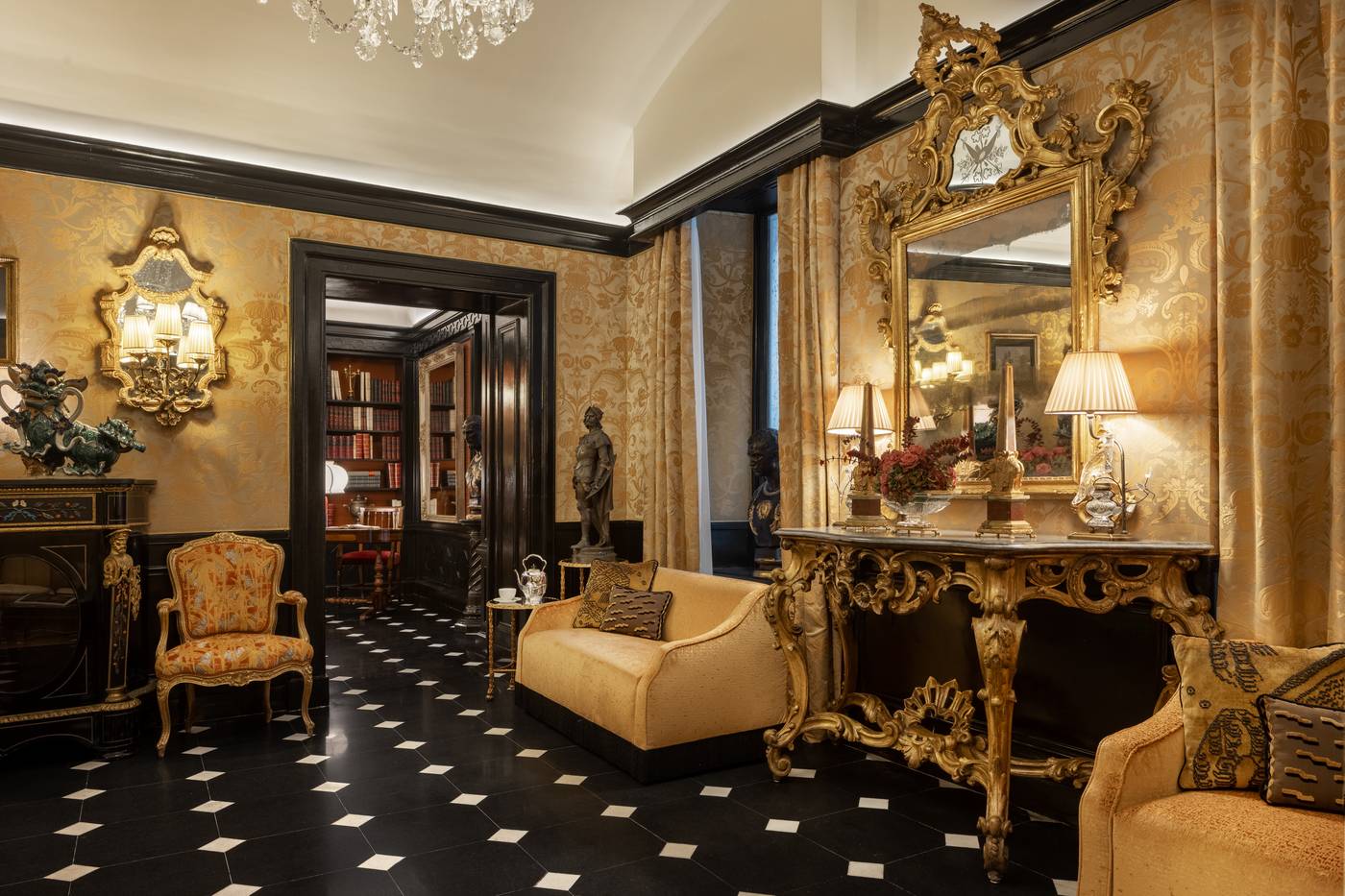 Hotel-D-Inghilterra-Lobby-7