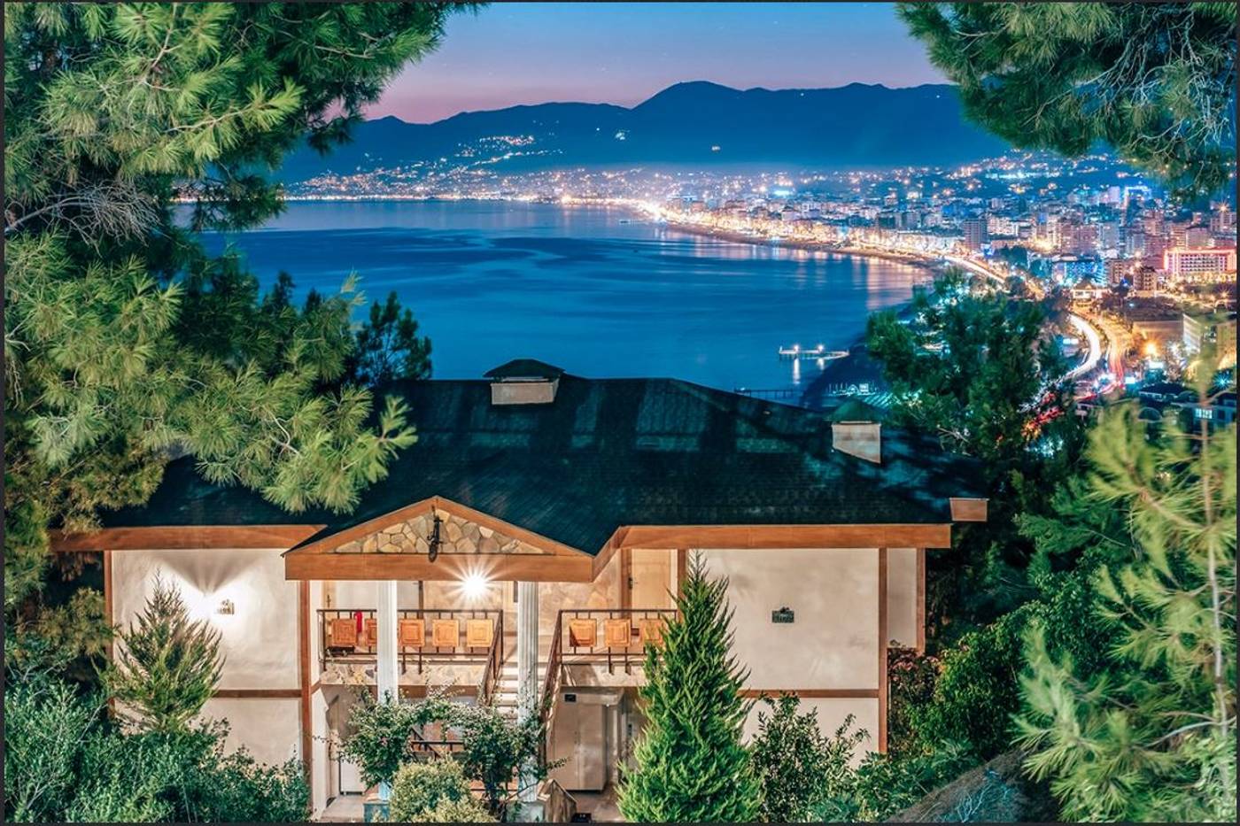 Utopia-World-Room-68