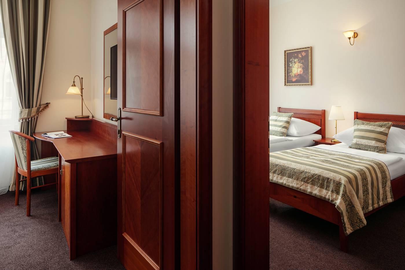 Amigo-City-Centre-Room-17