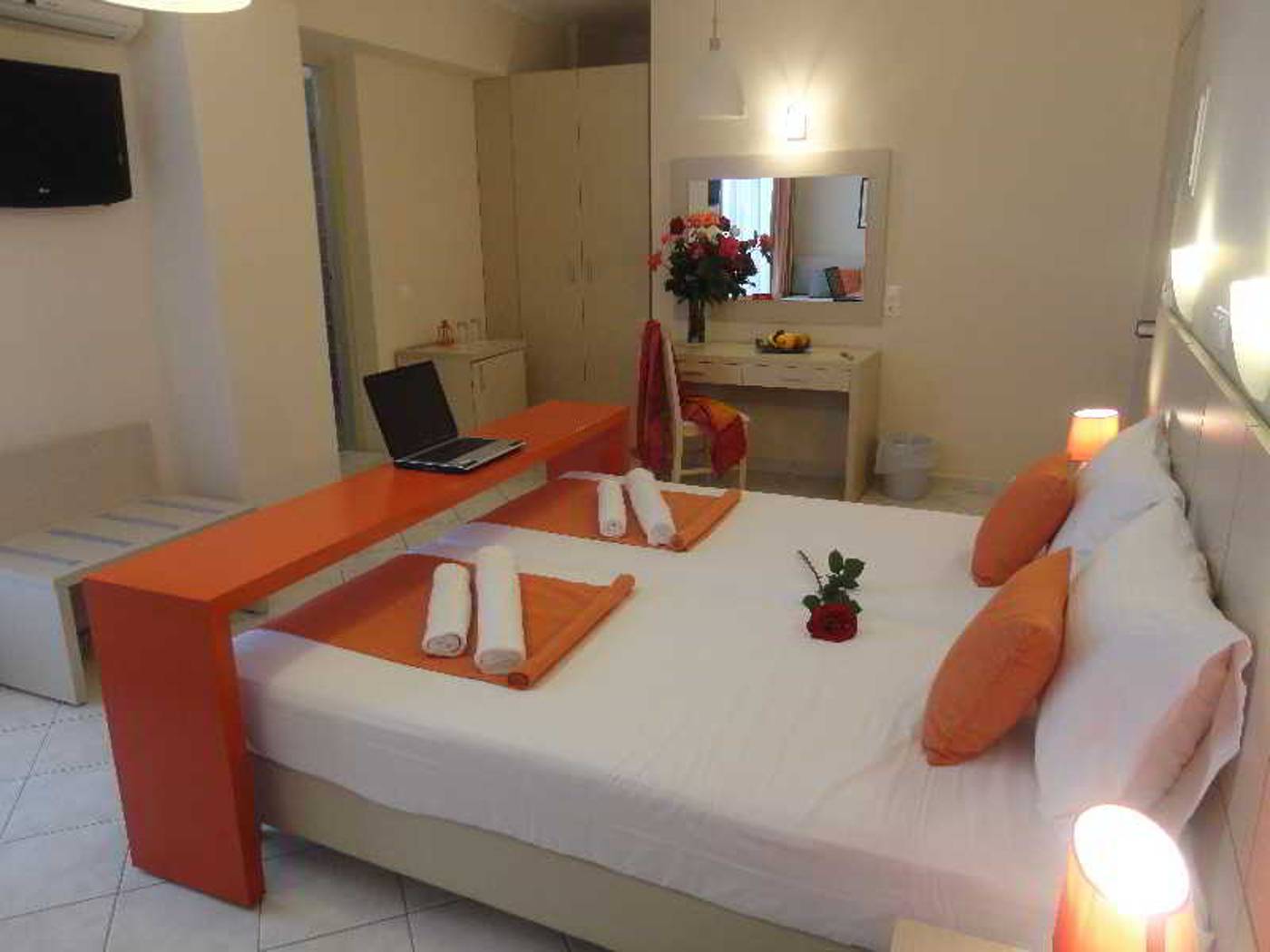 Al-Mare-Room-15
