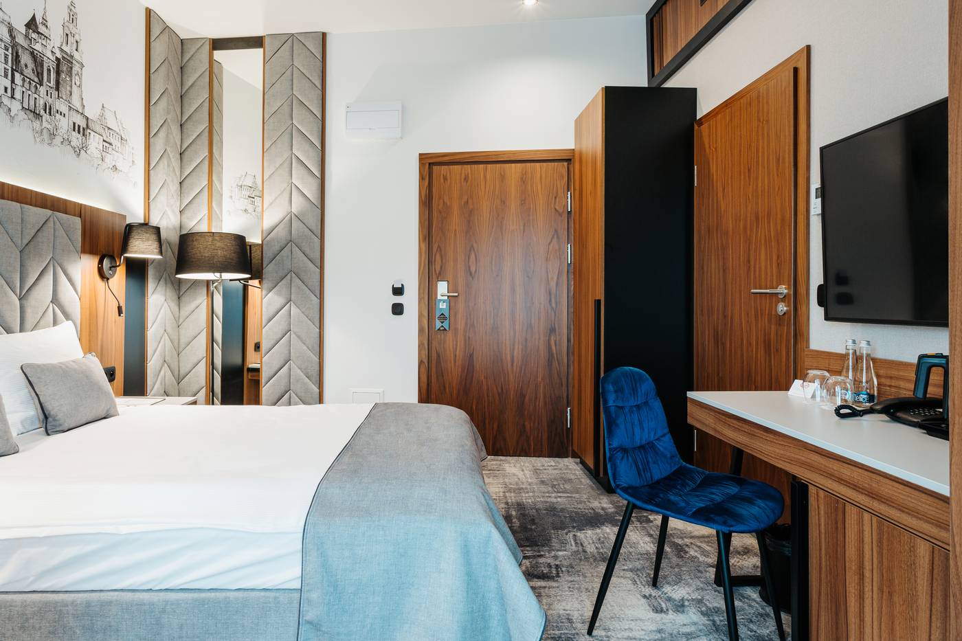 Garden-Square-Hotel-Room-4