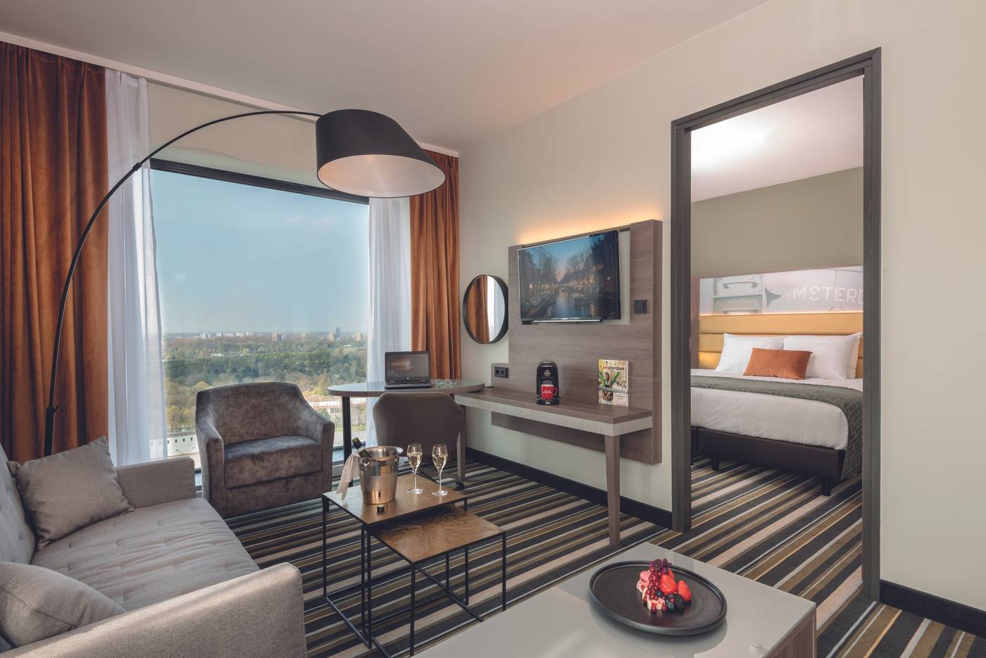 Leonardo-Royal-Hotel-Amsterdam-Room-9