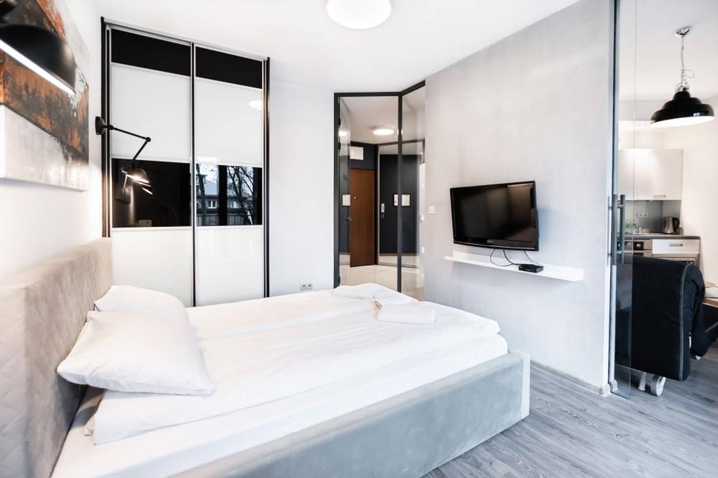 Turnau City Aparthotel-Poland-Krakow-Room-8