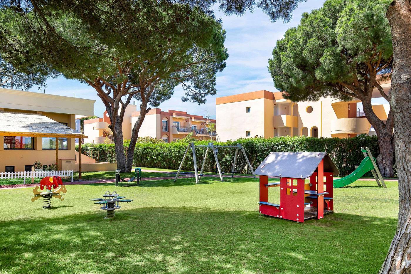 Sol-Sancti-Petri-Apartamentos-General-view-77