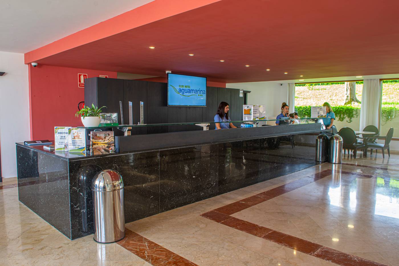 Club-Hotel-Aguamarina-Lobby-60
