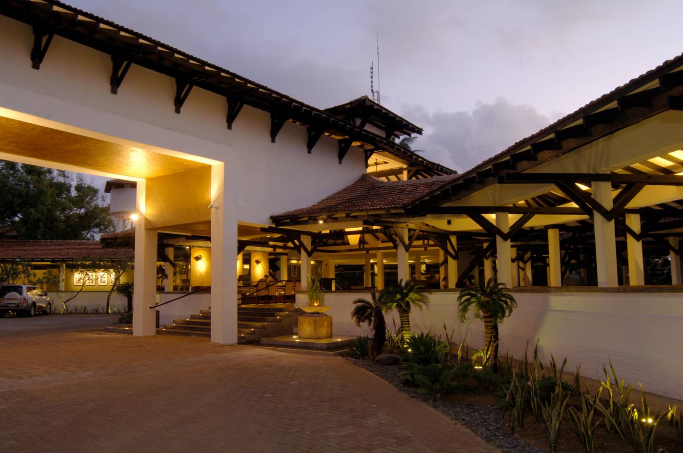 Club Hotel Dolphin-Sri Lanka-NEGOMBO-Lobby-5