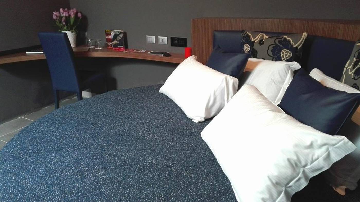 The-Building-Room-34